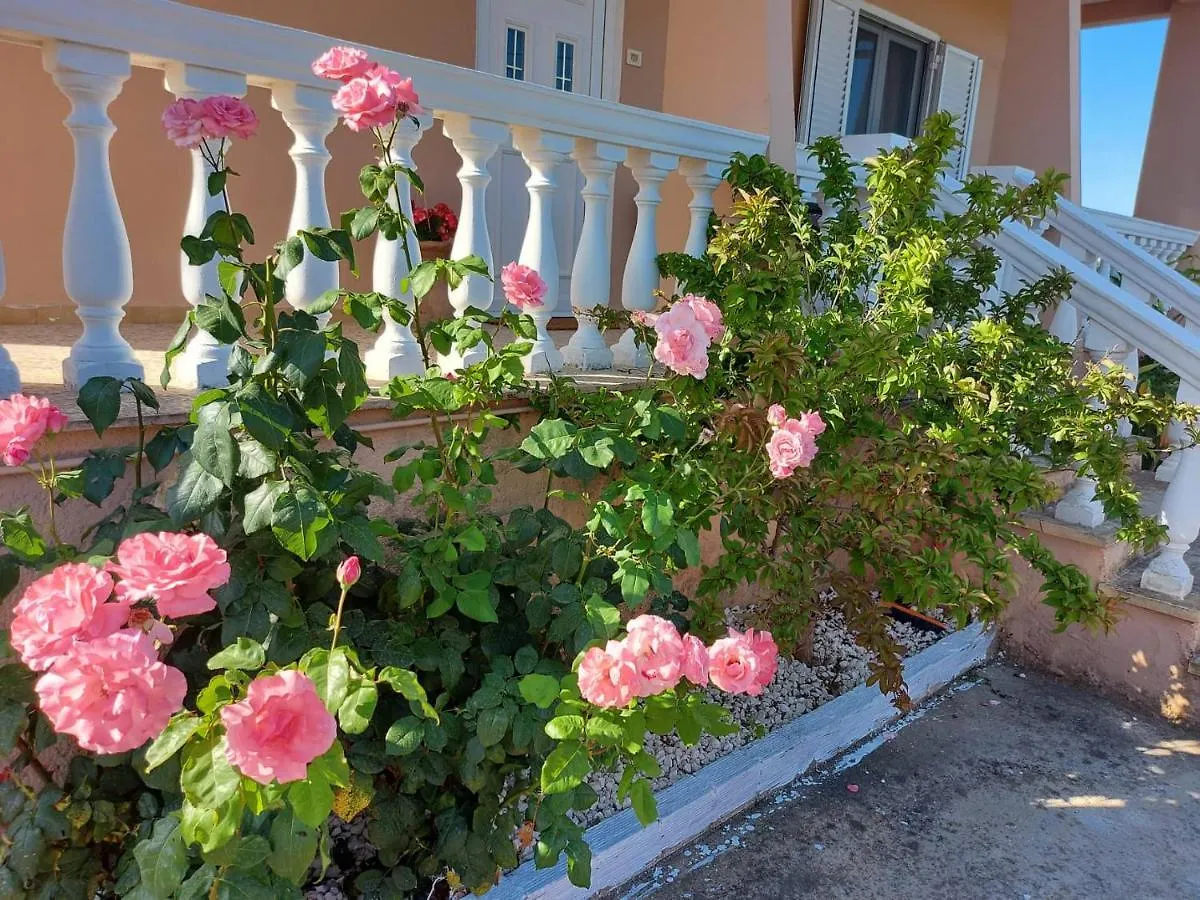 펜션 Meliti Villa 아르고스톨리온